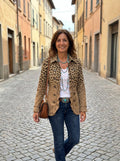 Giacca Ginevra a passeggio in città